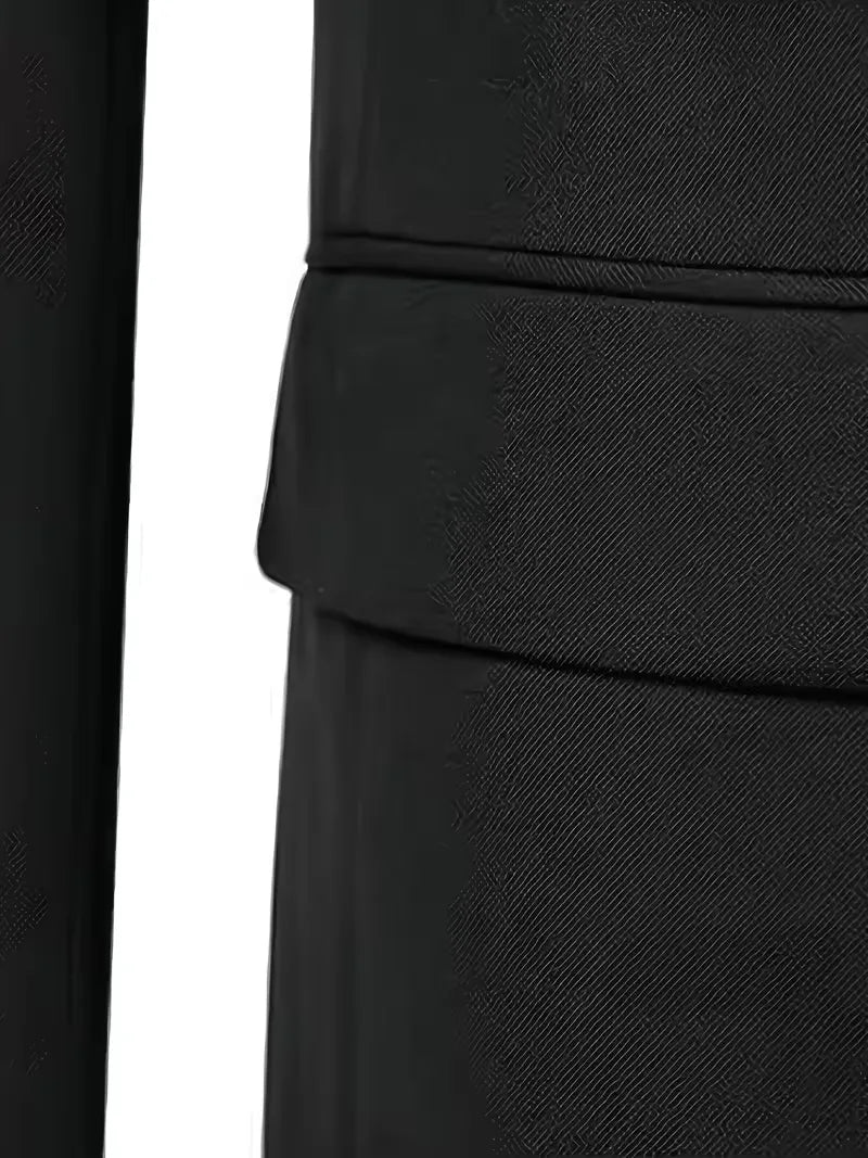 Tailored Men’s Three-Piece Suit With Double-Breasted Waistcoat And Slim Fit